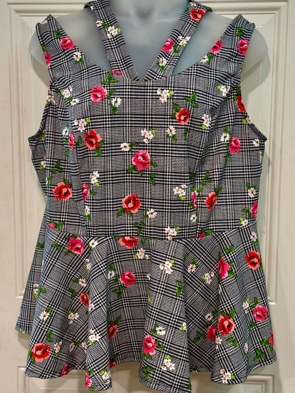 Y2K Vibe Ashley Stewart Plaid & Rose Cutout Peplum Blouse Ladies Plus NWT!